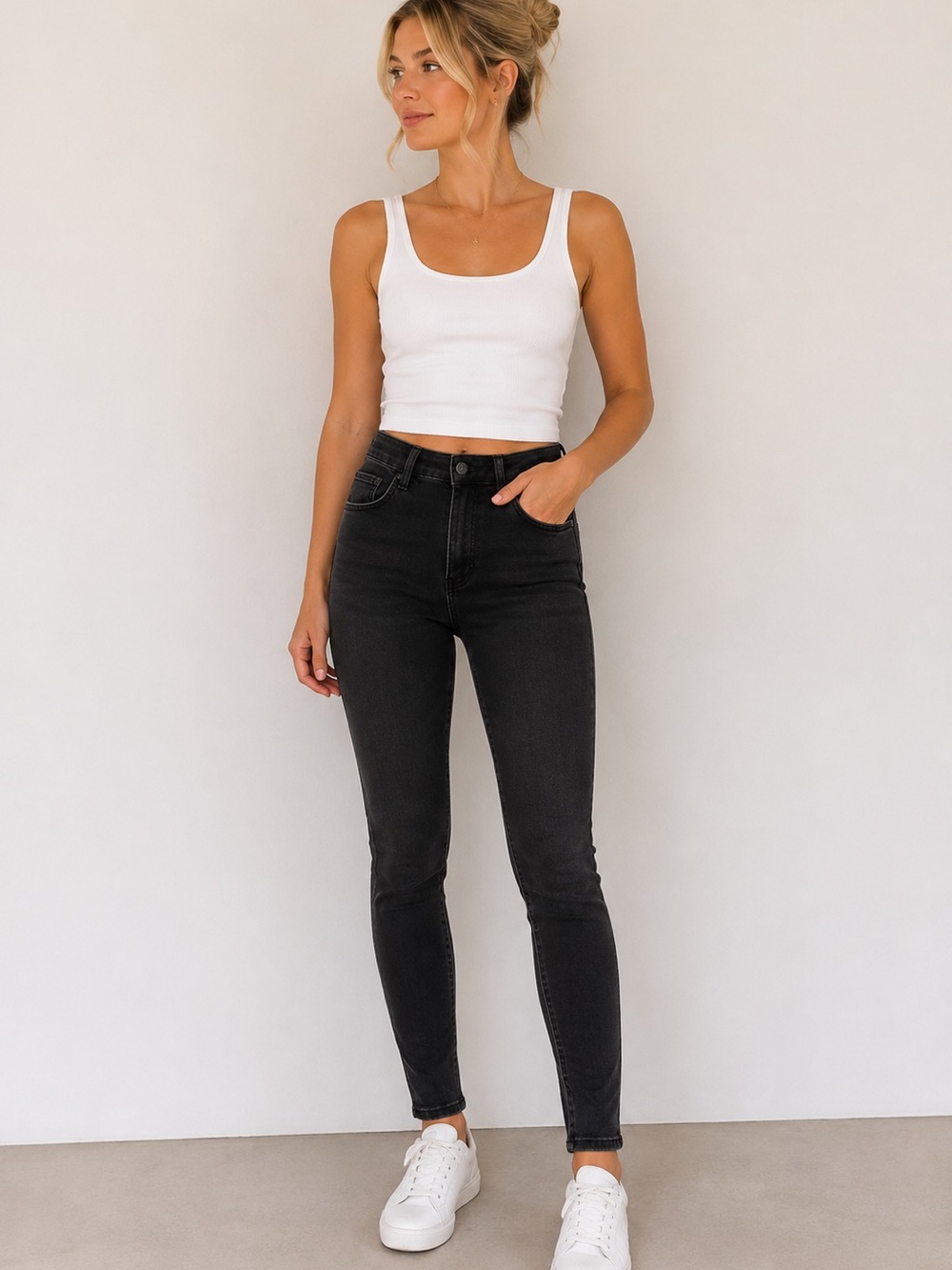 Women’s Black Skinny Leg Jeans